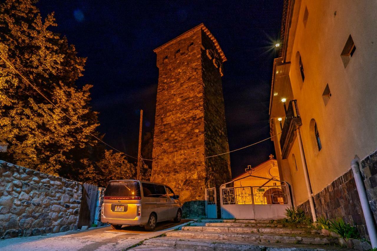 Guesthouse David Zhorzholiani 메스티아 외부 사진