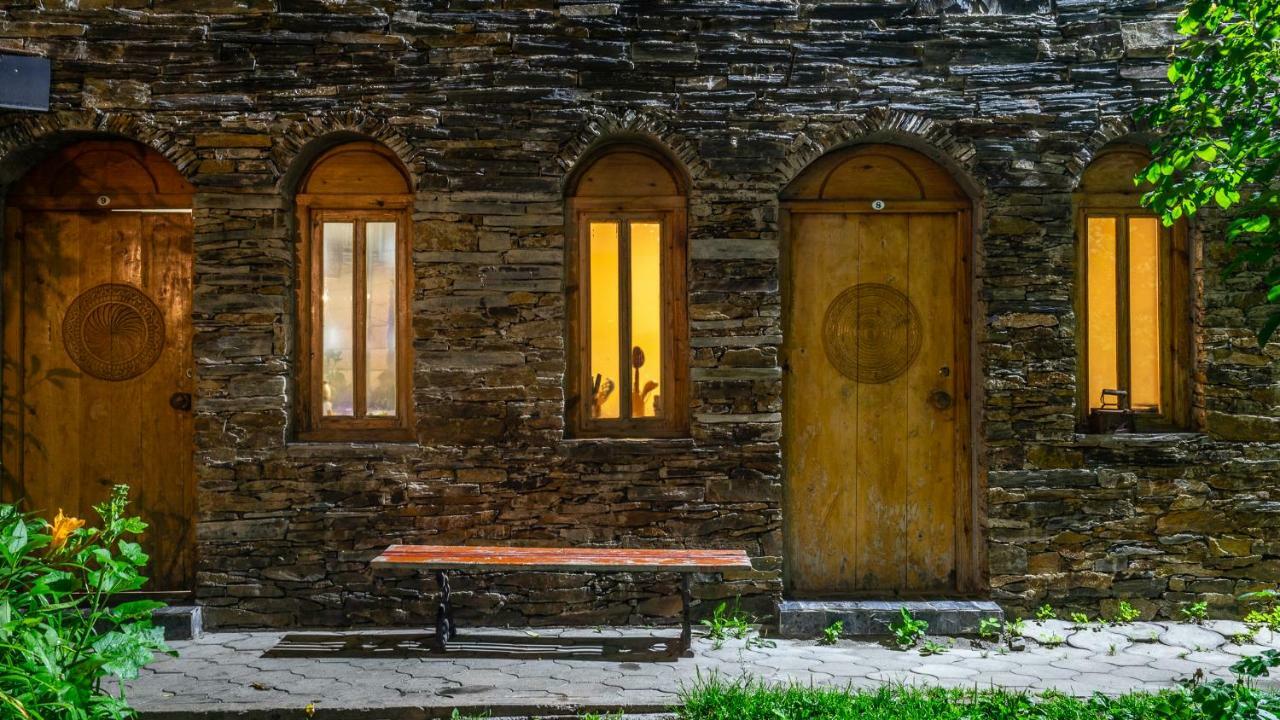 Guesthouse David Zhorzholiani 메스티아 외부 사진